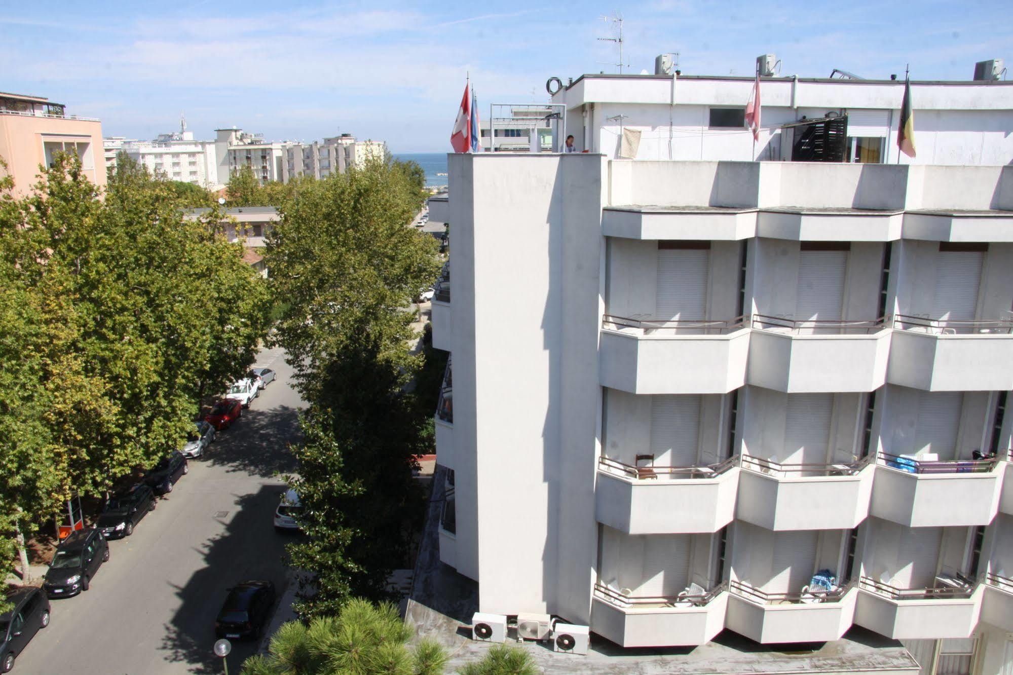 Hotel Tilly 3*