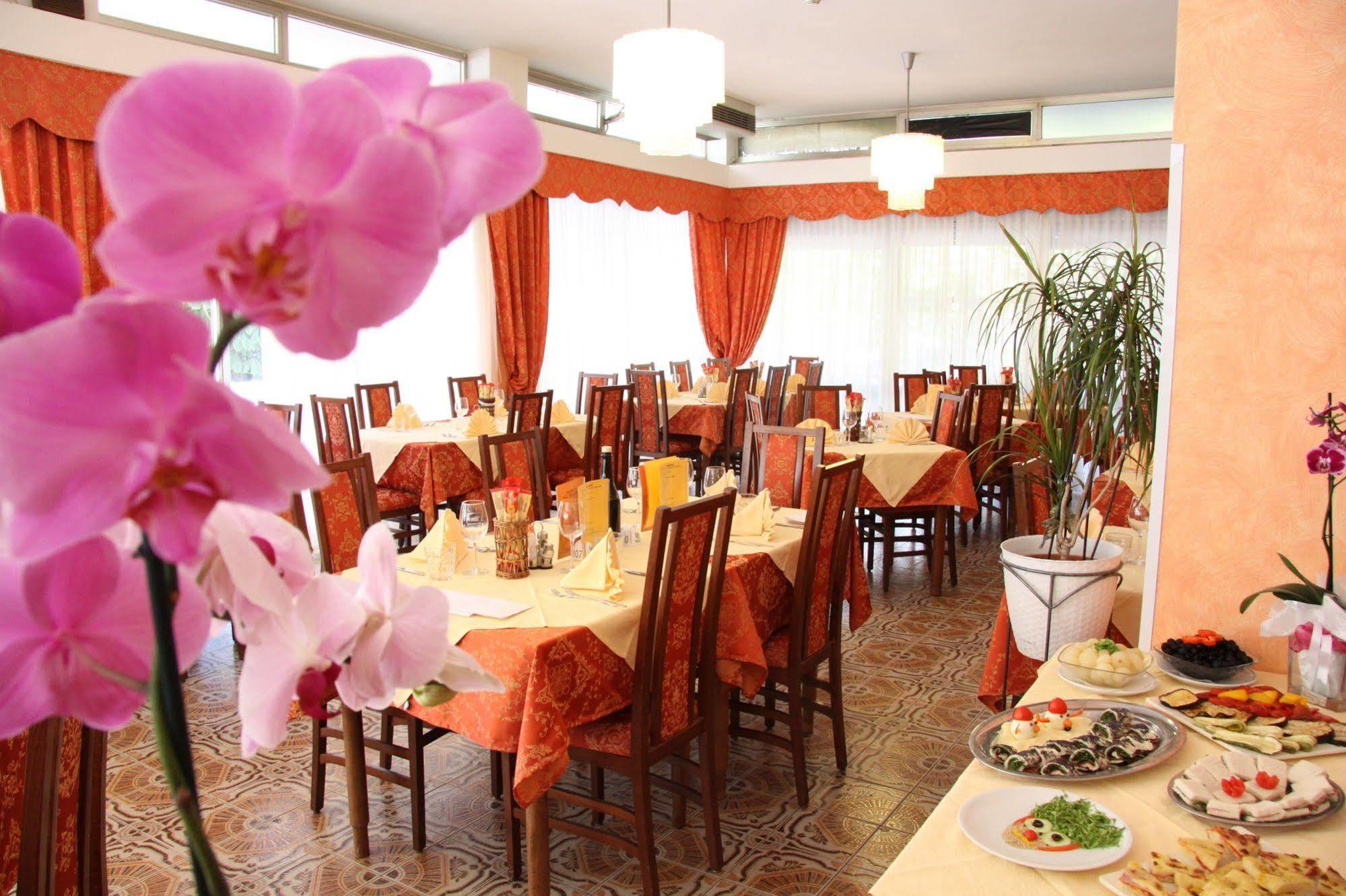 Hotel Tilly