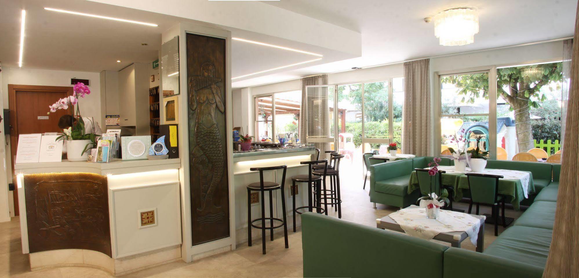 Tilly Hotel