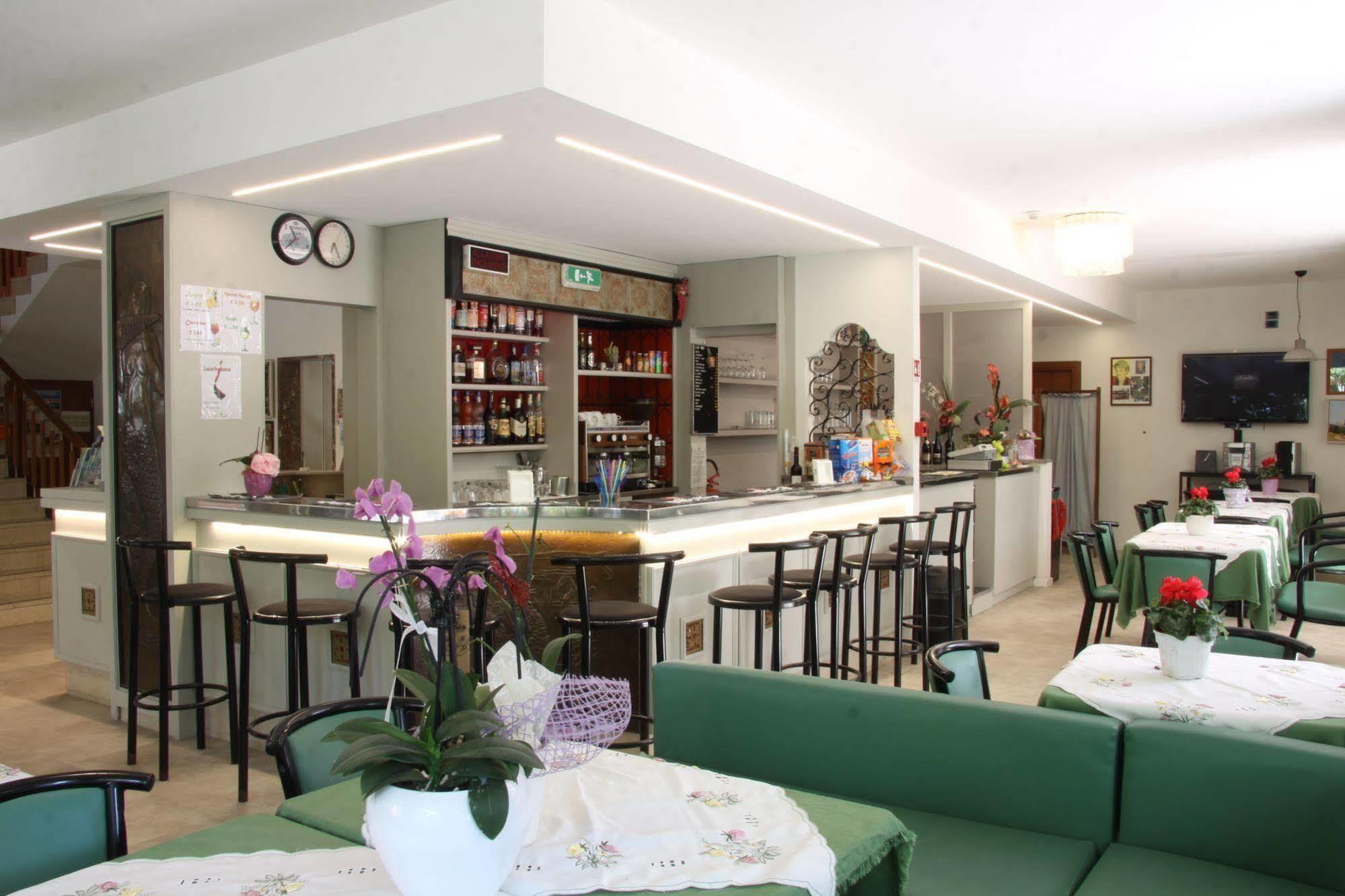 Tilly Hotel Cesenatico